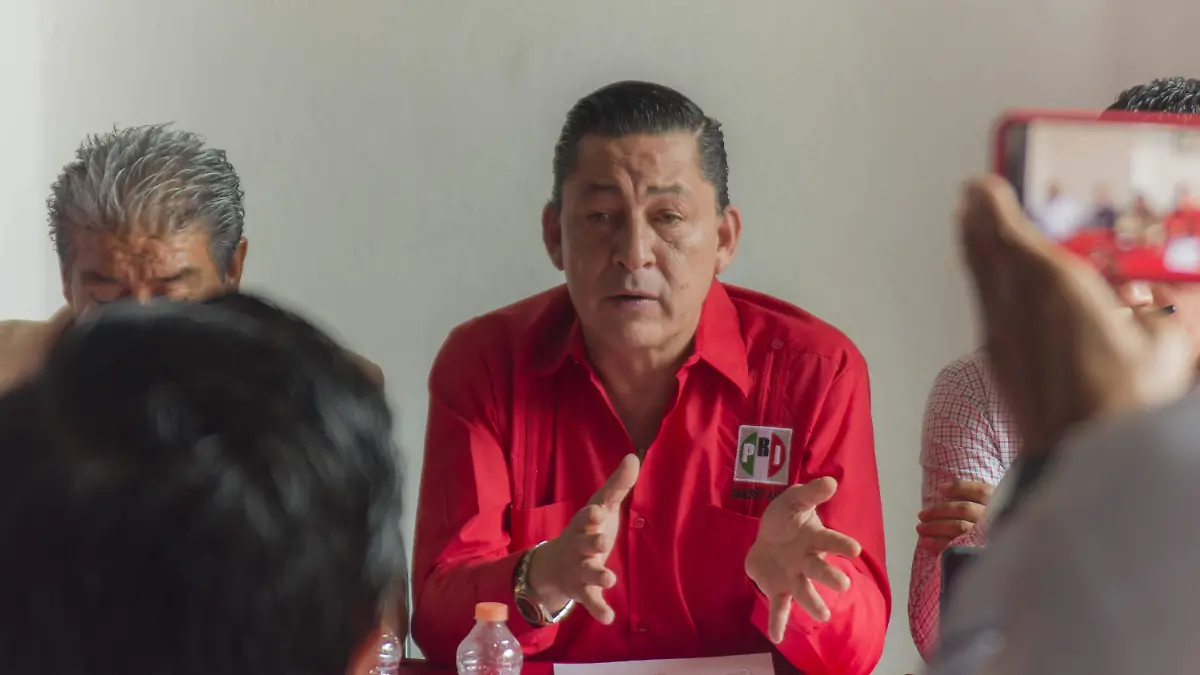 Gustavo Nieto Chávez, militante priista y ex alcalde de San Juan del Río.  Foto César Ortiz.